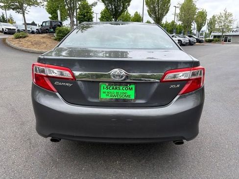 Used 2012 Toyota Camry XLE FWD image 6