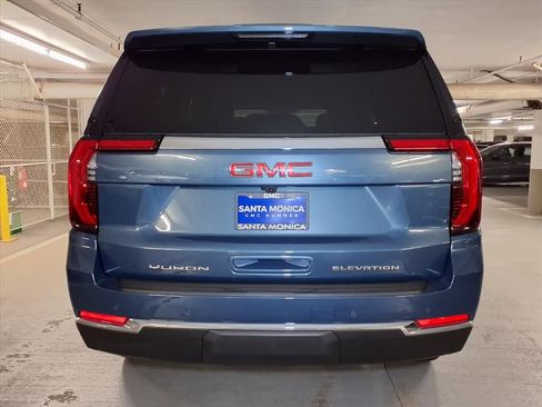 New 2026 GMC Yukon XL Elevation AWD/4WD image 9