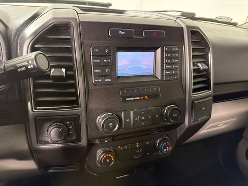 Used 2017 Ford F150 XLT image 17