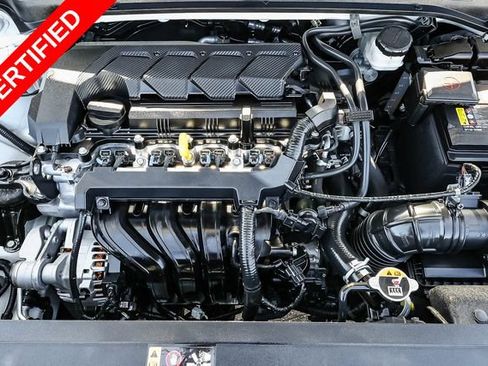 Certified 2024 Hyundai Venue SE FWD image 29