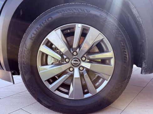 Used 2025 Nissan Pathfinder SV image 35