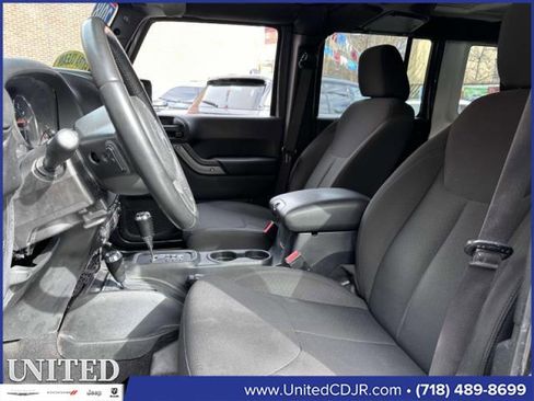 Used 2018 Jeep Wrangler Unlimited Sport S image 15
