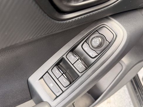 Used 2024 Subaru Crosstrek 2.0i Premium image 14