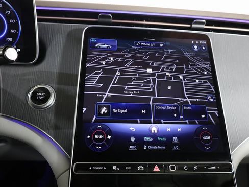 Certified 2023 Mercedes-Benz EQE 350+ 4MATIC SUV w/ Exclusive Trim Package image 23