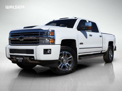 Used 2018 Chevrolet Silverado 2500 High Country w/ Duramax Plus Package image 1