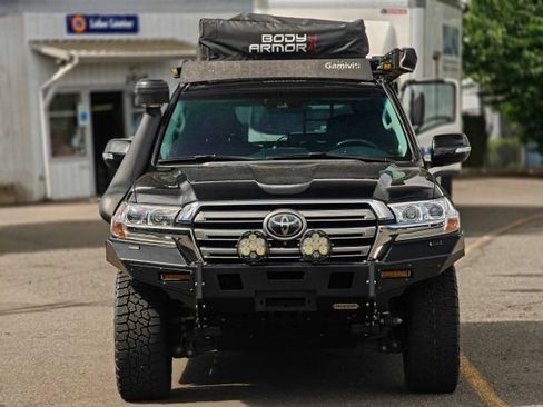 Used 2019 Toyota Land Cruiser AWD/4WD image 3