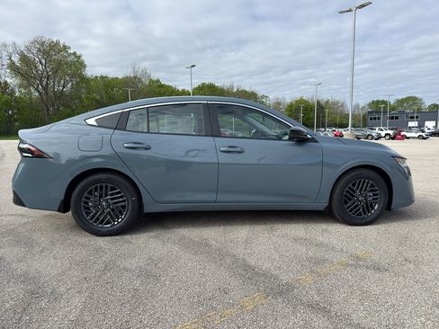 New 2026 Nissan Sentra SV FWD image 4