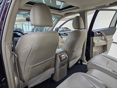Used 2012 Toyota Highlander Limited FWD image 26