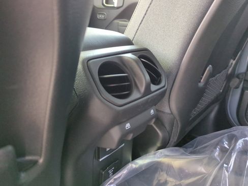 New 2025 Jeep Wrangler Unlimited Rubicon w/ Safety Group image 31