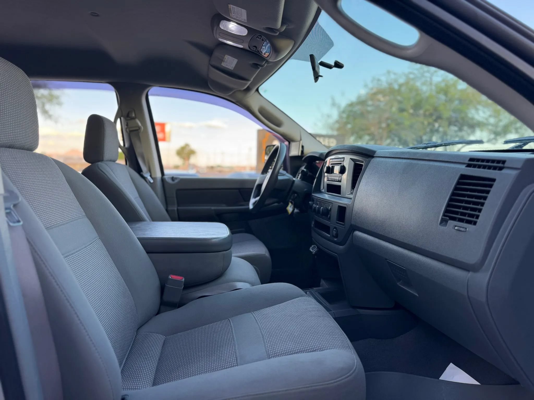 Used 2006 Dodge Ram 1500 Truck SLT w/ Protection Group AWD/4WD image 35
