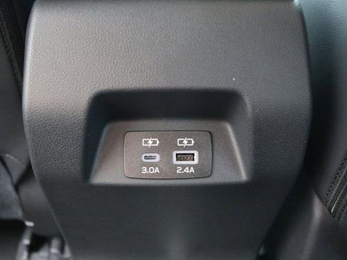 Used 2025 Subaru Crosstrek 2.5i Limited w/ Crosstrek Mirror Package image 20