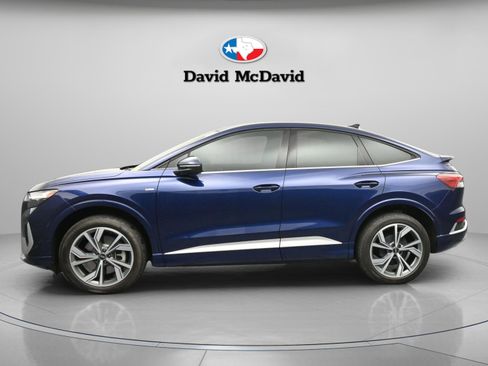 Used 2024 Audi Q4 e-tron Premium Plus w/ Premium Plus image 2