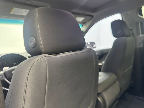 Used 2019 Chevrolet Silverado 1500 LT w/ All-Star Edition AWD/4WD image 38