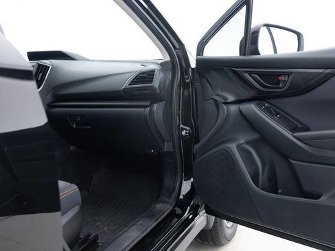 Used 2019 Subaru Crosstrek 2.0i Premium w/ Eyesight System image 28