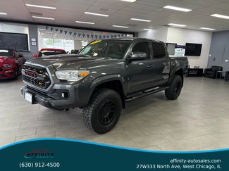 Used 2017 Toyota Tacoma SR video 1