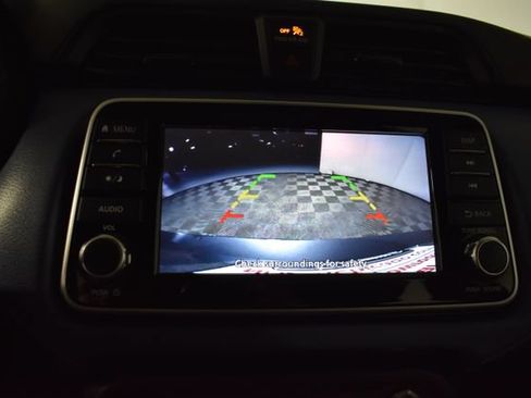 Used 2025 Nissan Versa SV w/ Trunk Package FWD image 20