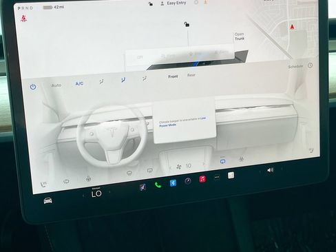 Used 2025 Tesla Model Y Long Range RWD image 16