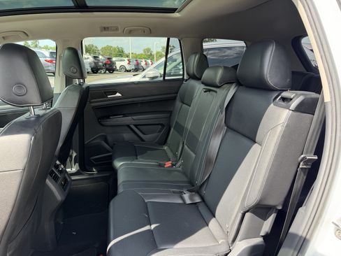 Used 2021 Volkswagen Atlas SE w/ Panoramic Sunroof Package AWD/4WD image 10