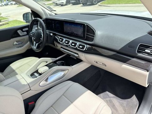 Used 2020 Mercedes-Benz GLS 450 4MATIC image 13