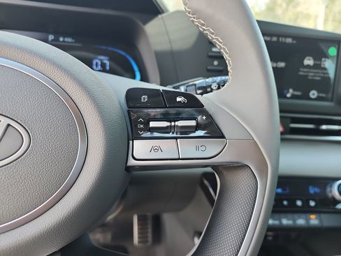 New 2026 Hyundai Elantra Sport FWD image 30