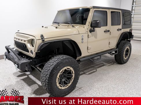 Used 2017 Jeep Wrangler Unlimited Sport w/ Quick Order Package 24S AWD/4WD image 2