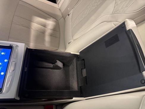 Used 2019 BMW M760i xDrive w/ Luxury Rear Seating Package image 46