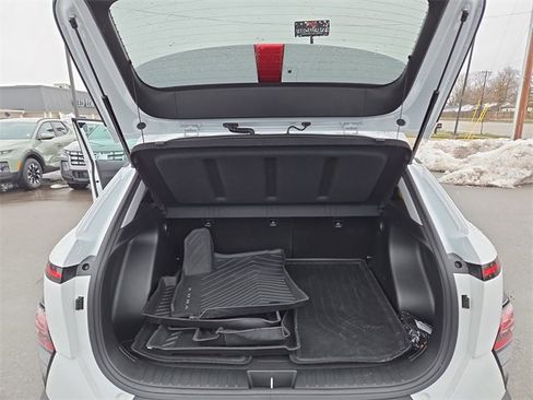 Certified 2025 Hyundai Kona SEL image 30