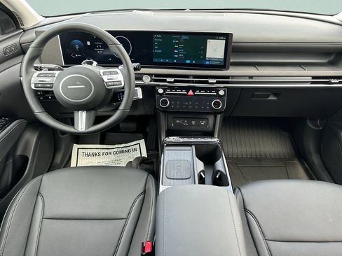 New 2026 Hyundai Tucson Limited FWD image 18