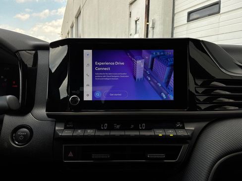 Used 2025 Toyota Camry SE FWD image 26