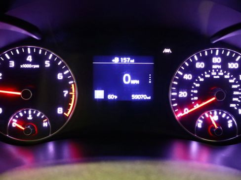 Used 2019 Kia Optima LX image 17