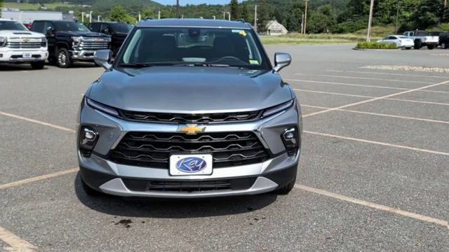 New 2026 Chevrolet Blazer LT AWD/4WD image 3