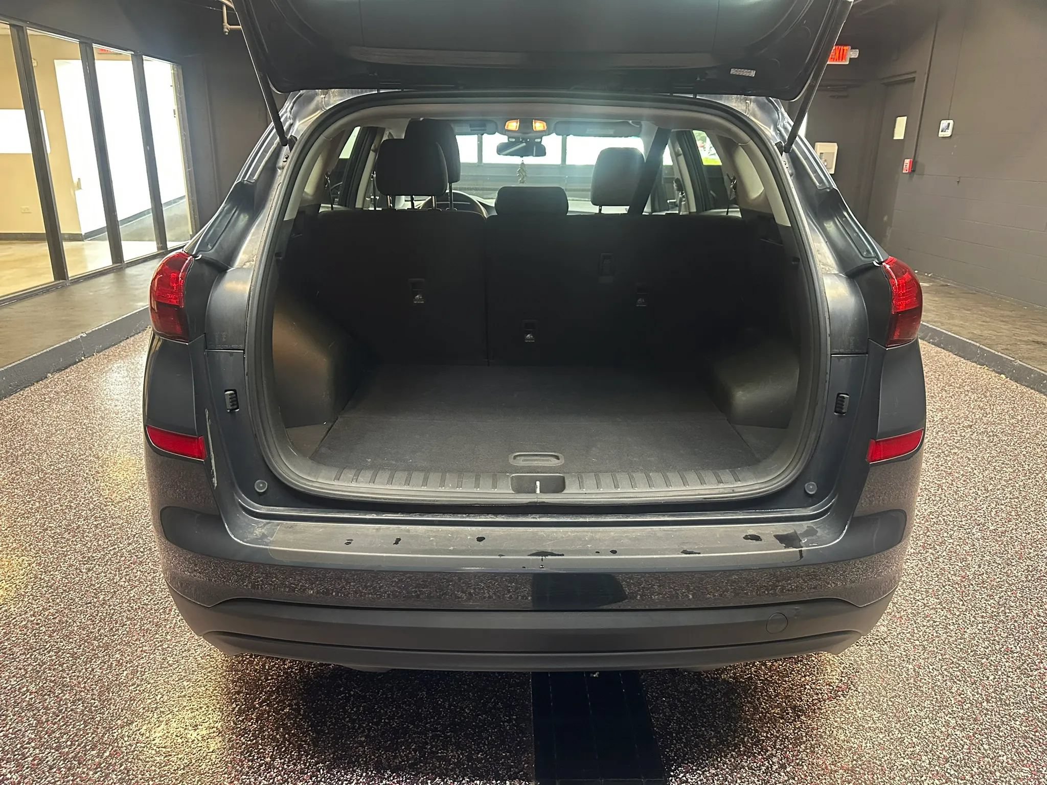 Used 2020 Hyundai Tucson SE w/ Cargo Package FWD image 26