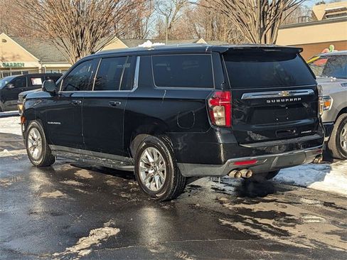 Used 2021 Chevrolet Suburban Premier w/ Premium Package image 5