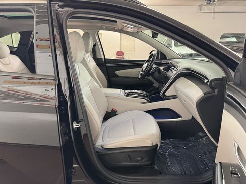 Used 2023 Hyundai Tucson Limited image 41