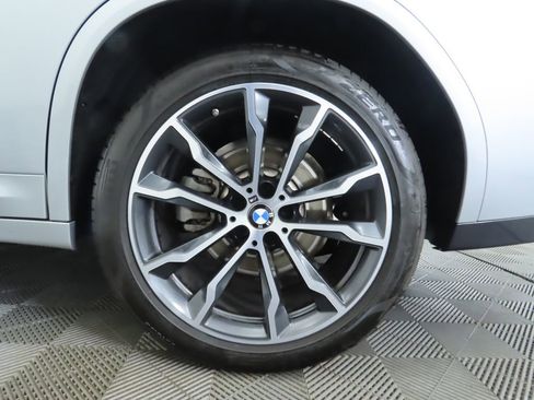 Used 2021 BMW X4 xDrive30i w/ M Sport Package image 32