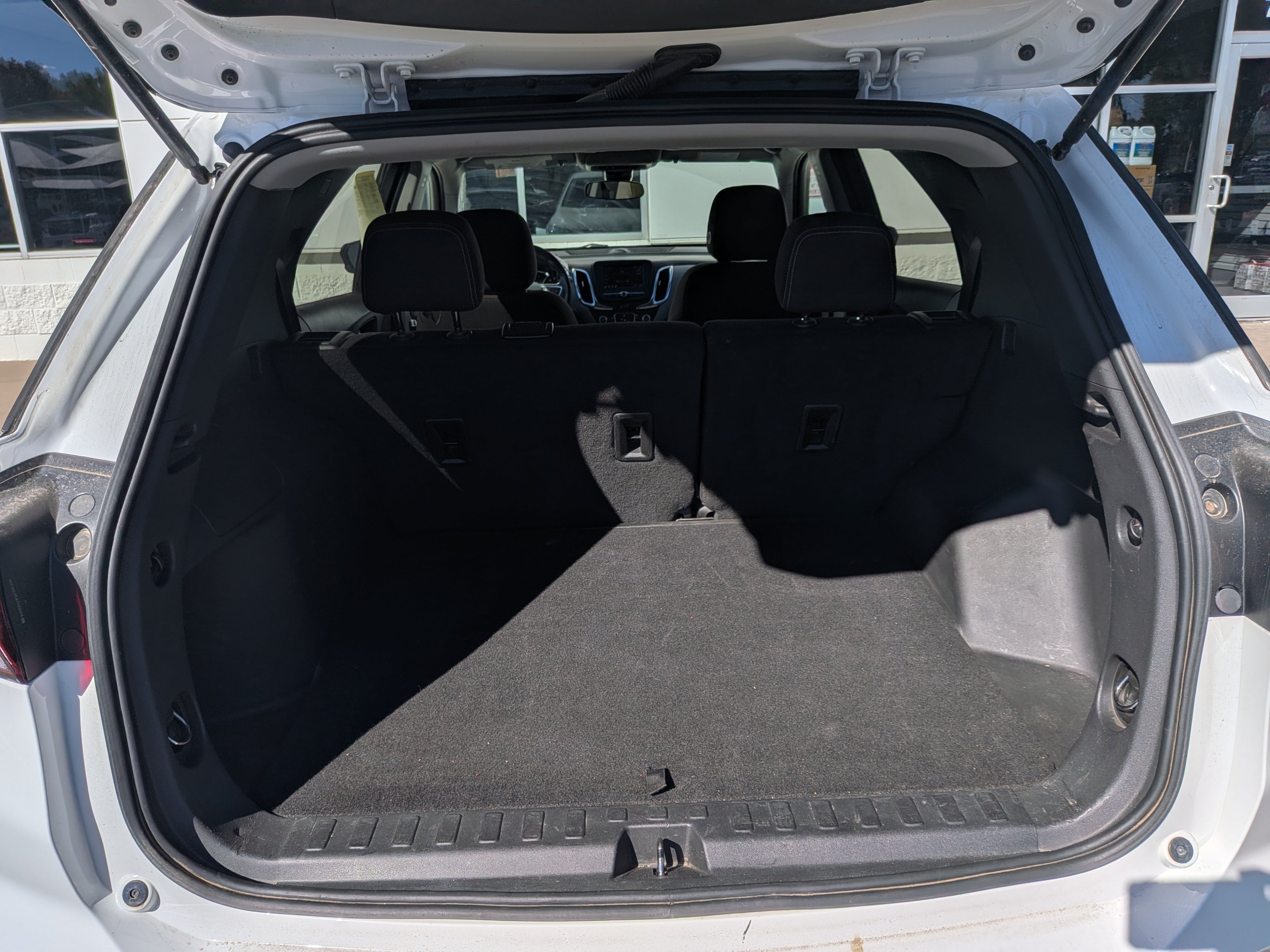 Used 2023 Chevrolet Equinox LS w/ LS Convenience Package AWD/4WD image 7
