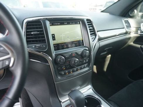 Used 2018 Jeep Grand Cherokee Trailhawk AWD/4WD image 26