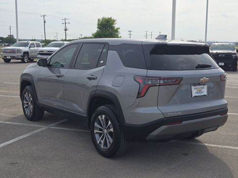 Used 2025 Chevrolet Equinox LT image 5