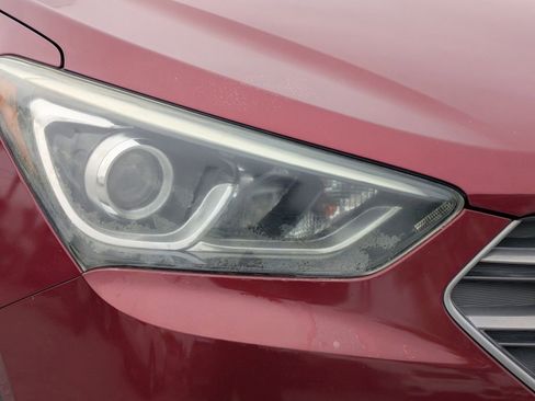 Used 2017 Hyundai Santa Fe Sport image 9