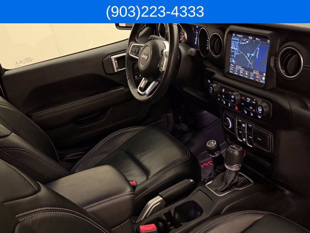 Used 2018 Jeep Wrangler Unlimited Sahara AWD/4WD image 23