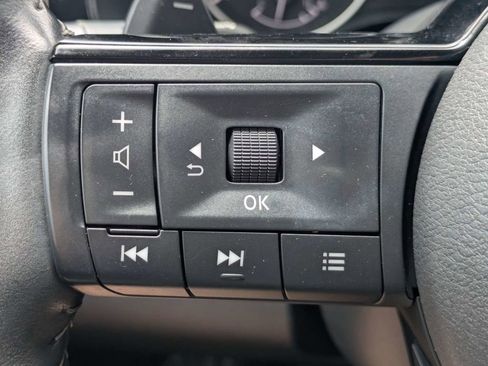 Used 2023 Nissan Pathfinder SL w/ Lighting Package (N92) AWD/4WD image 28