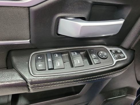 Used 2024 RAM 2500 Big Horn image 35