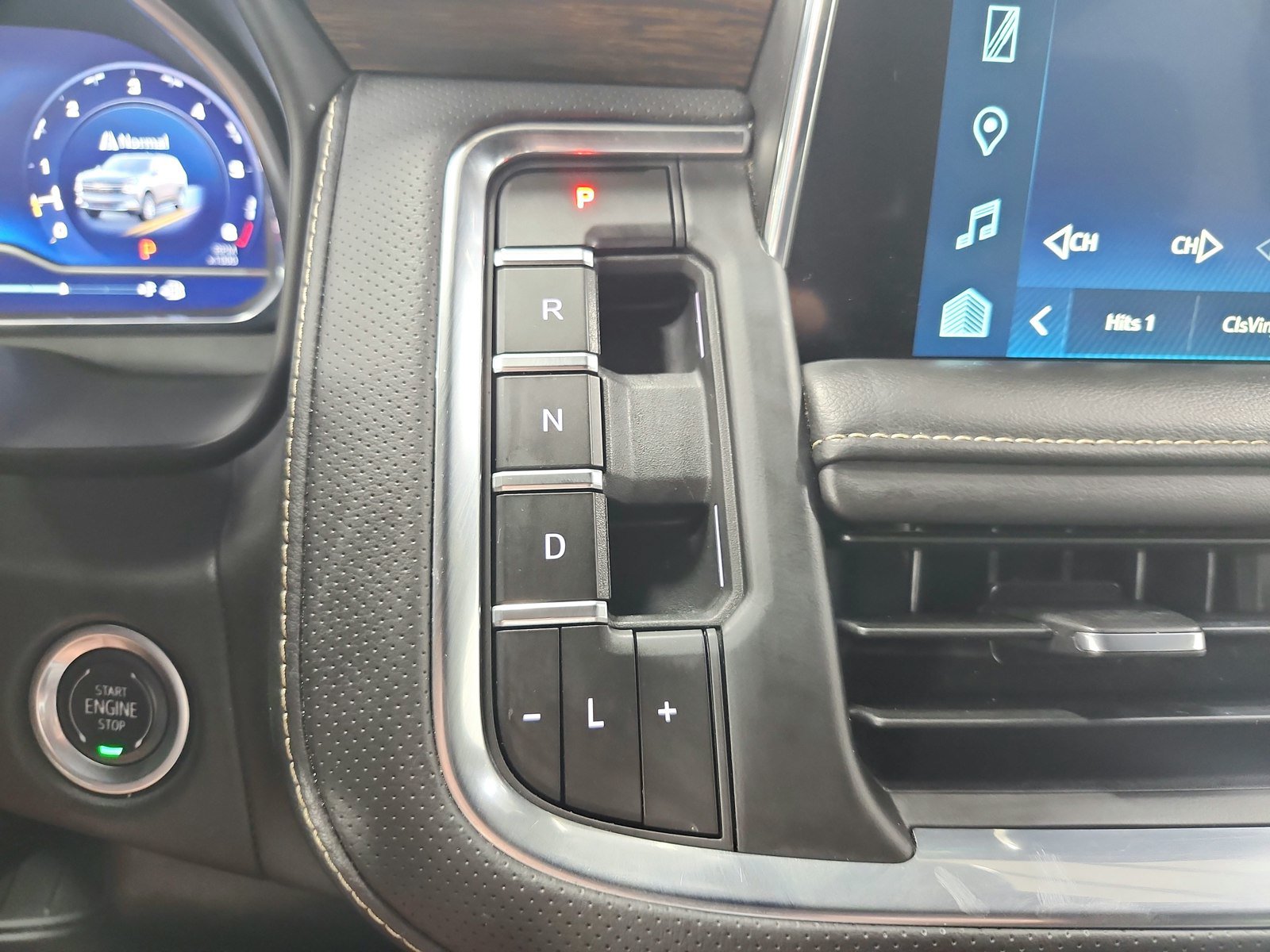 Used 2024 Chevrolet Tahoe Premier RWD image 26