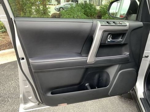 Certified 2022 Toyota 4Runner SR5 RWD image 17