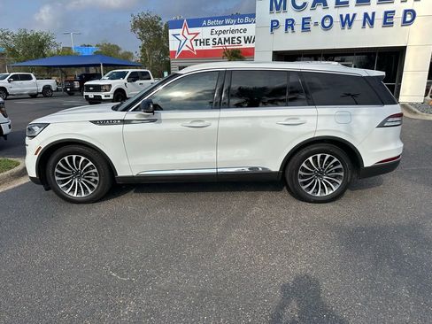 Used 2023 Lincoln Aviator Reserve image 3