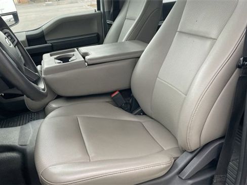 Used 2022 Ford F250 XL w/ Power Equipment Group image 11