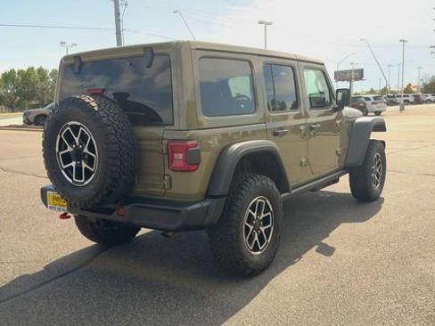 Used 2026 Jeep Wrangler Unlimited Rubicon AWD/4WD image 8