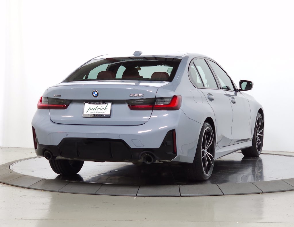 Used 2024 BMW 330i xDrive Sedan w/ M Sport Package AWD/4WD image 9