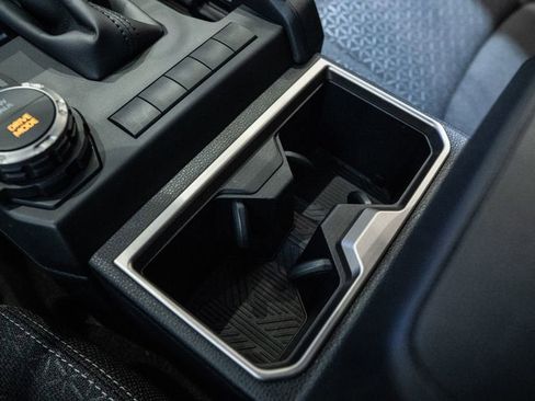 Used 2025 Toyota 4Runner SR5 image 32