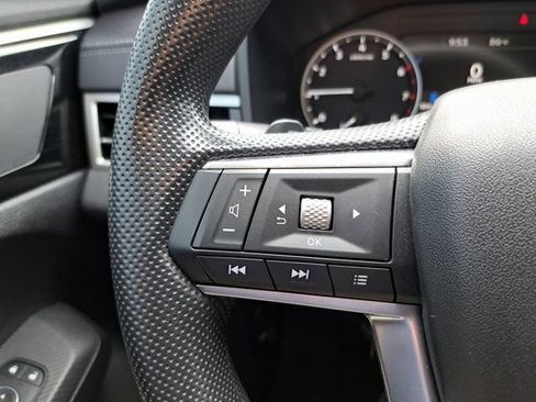 Used 2024 Mitsubishi Outlander ES AWD/4WD image 21